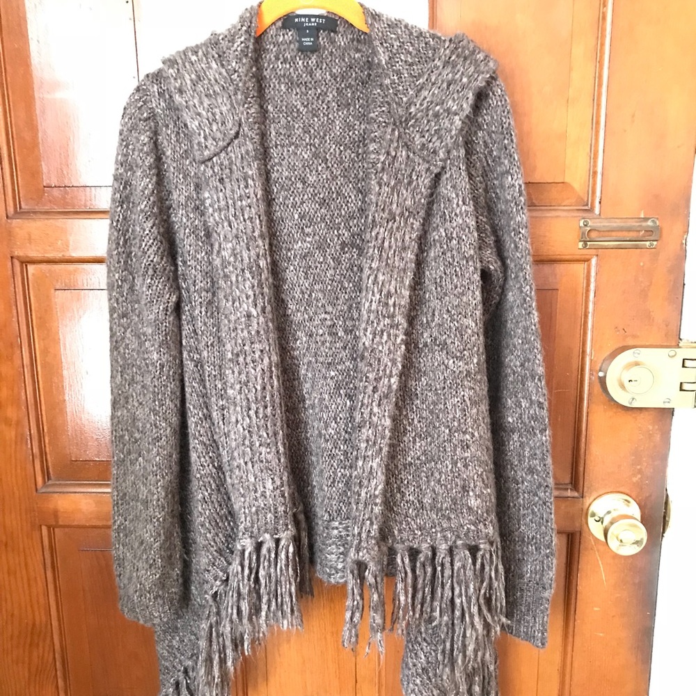 Brown sweater with hood